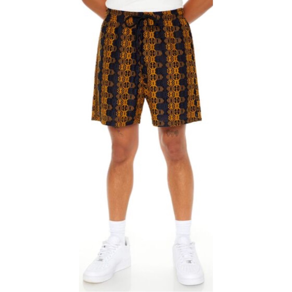 Forever 21 :Textured Lace Geo Print Shorts Nwt